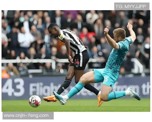 欧国联激战阿尔巴与苏格兰展开巅峰对决争夺小组晋级资格 欧国联激战阿尔巴与苏格兰展开巅峰对决争夺小组晋级资格