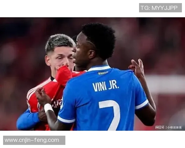 穆里尼奥怒斥欧足联争议判罚罗马惨遭淘汰引发热议 穆里尼奥怒斥欧足联争议判罚罗马惨遭淘汰引发热议